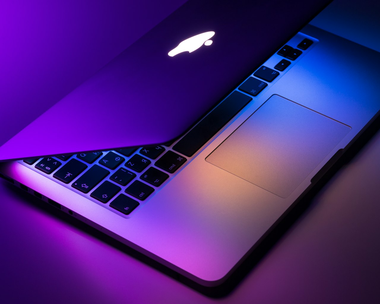 MacBook Pro 14"